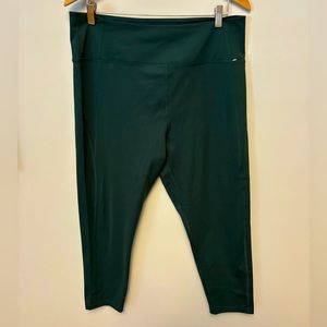 NWT Girlfriend Collective Green Capri Legging | 4XL